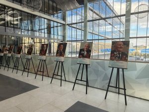 Активисты Молодежной палаты Филимонковского приняли участие в  открытии фотовыставки. Фото: официальная страница МП Филимонковский в социальных сетях.