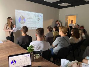 Одиннадцатиклассница школы №2120 выступила с лекцией в рамках Всероссийского конкурса «Знание. Лектор». Фото: официальная страница школы №2120 в социальных сетях